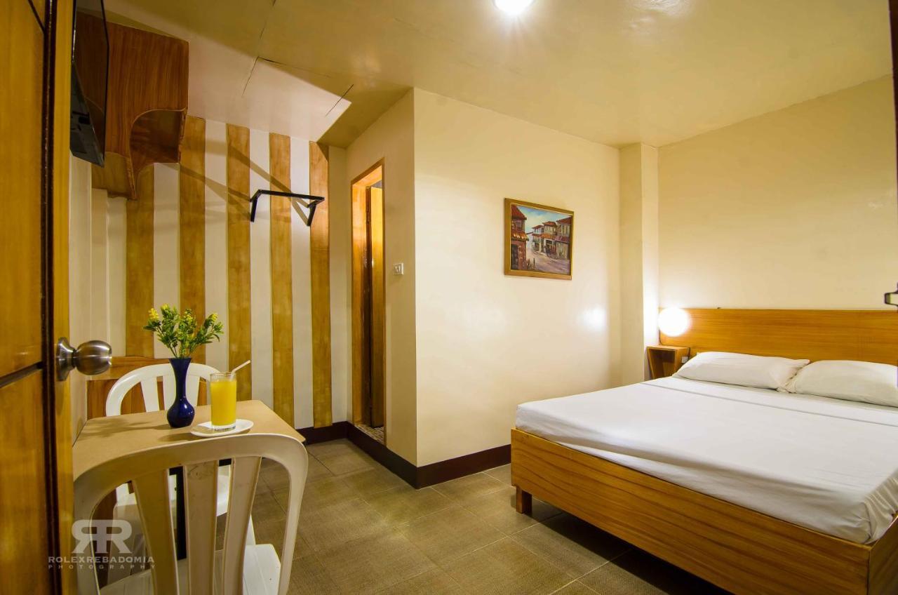 Diamond Hotel And Resto Catarman  Bagian luar foto